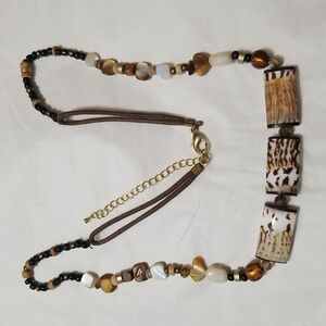 COSTUME NECKLACE 24",  Browns, beige, Amber stones, NWOT. #60